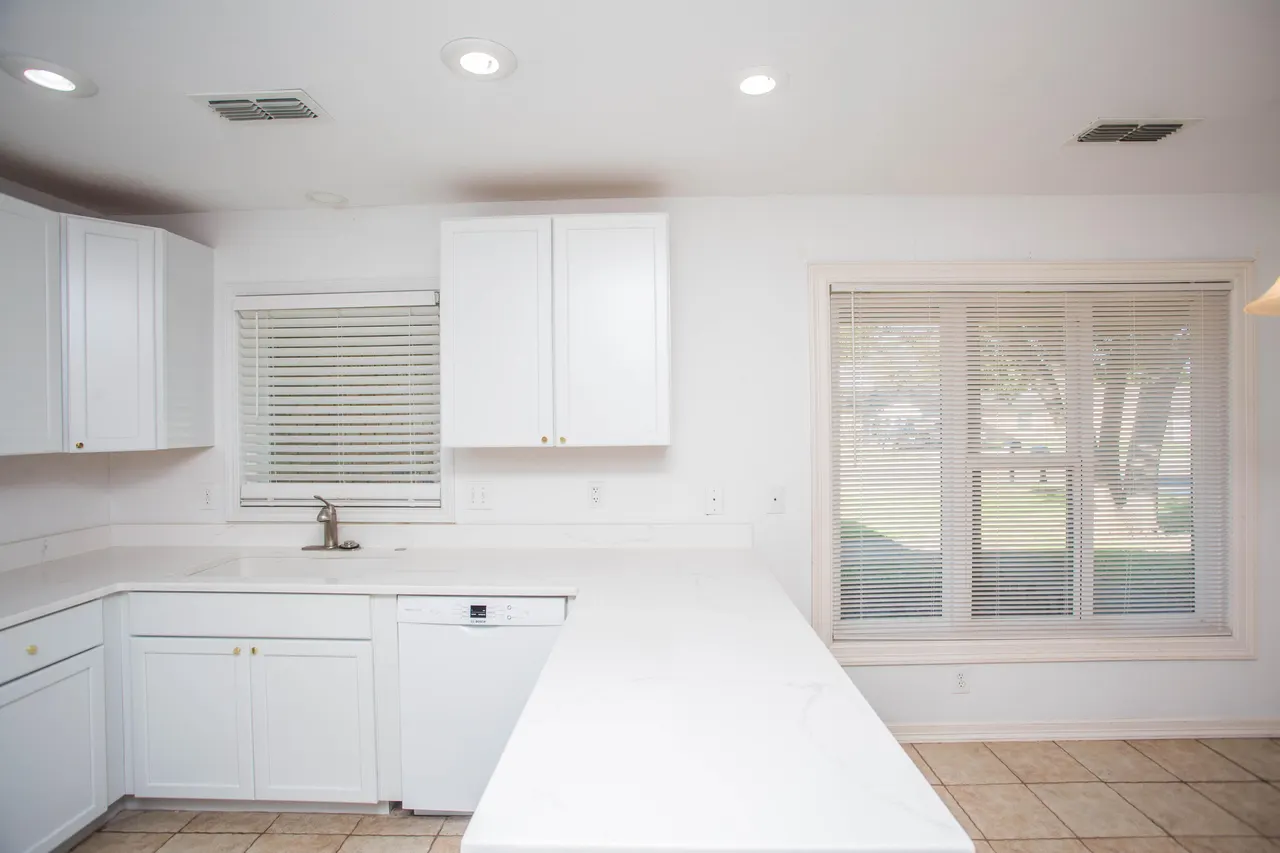 Photo 15 — 5407 95th Street, Lubbock, TX 79424