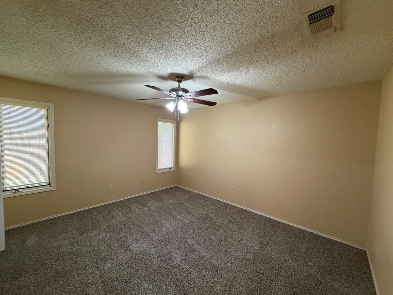 Photo 6 — 6802 4th Street UNIT A, Lubbock, TX 79416