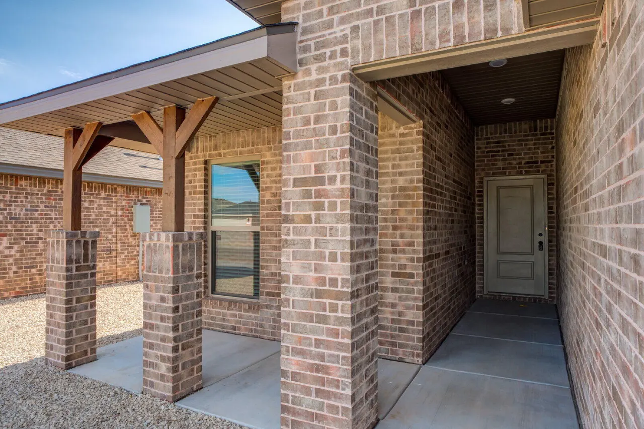 Photo 3 — 1611 132nd Street, Lubbock, TX 79423