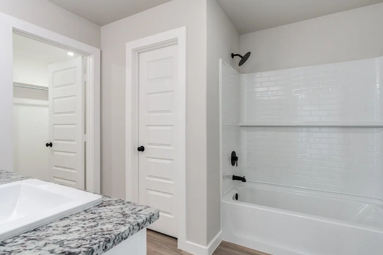Photo 14 — 1611 132nd Street, Lubbock, TX 79423