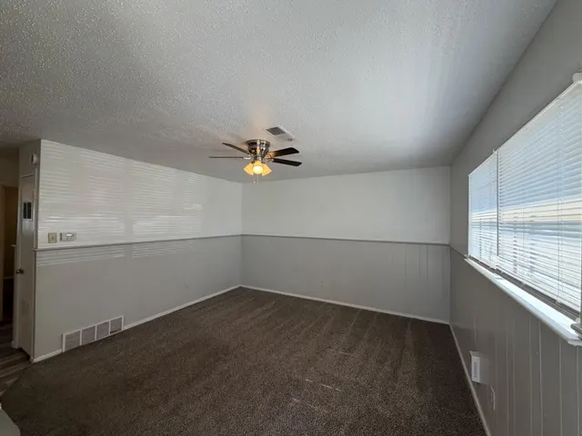 Photo 2 — 2116 40th Street b, Lubbock, TX 79412