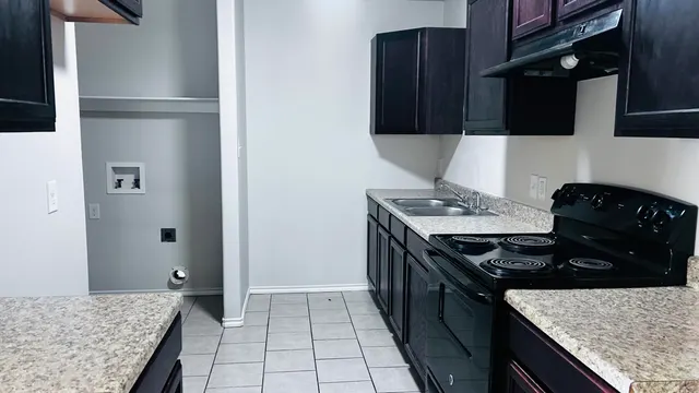 Photo 3 — 8903 Terrell Avenue, Lubbock, TX 79423