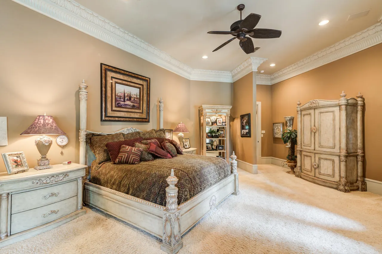 Photo 50 — 11002 Richmond Avenue, Lubbock, TX 79424