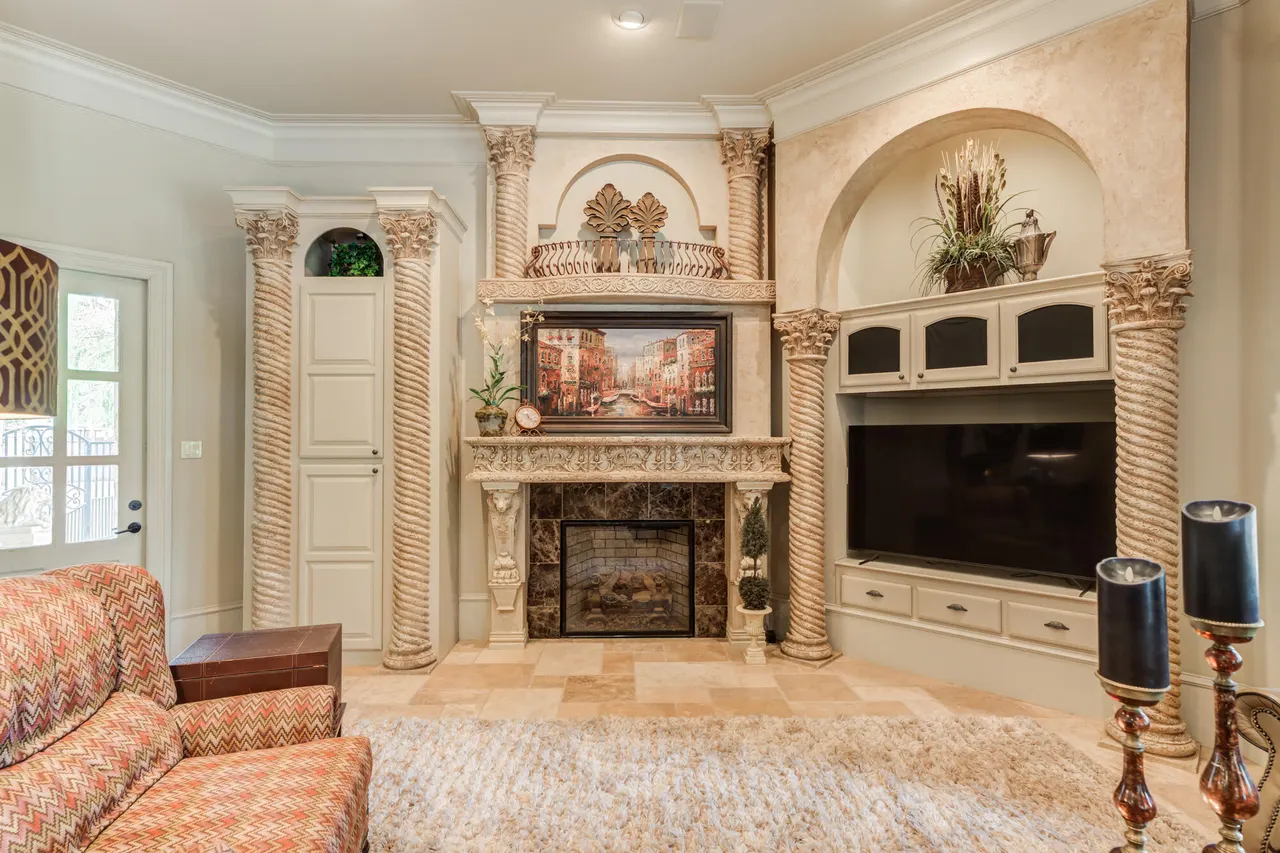 Photo 79 — 11002 Richmond Avenue, Lubbock, TX 79424