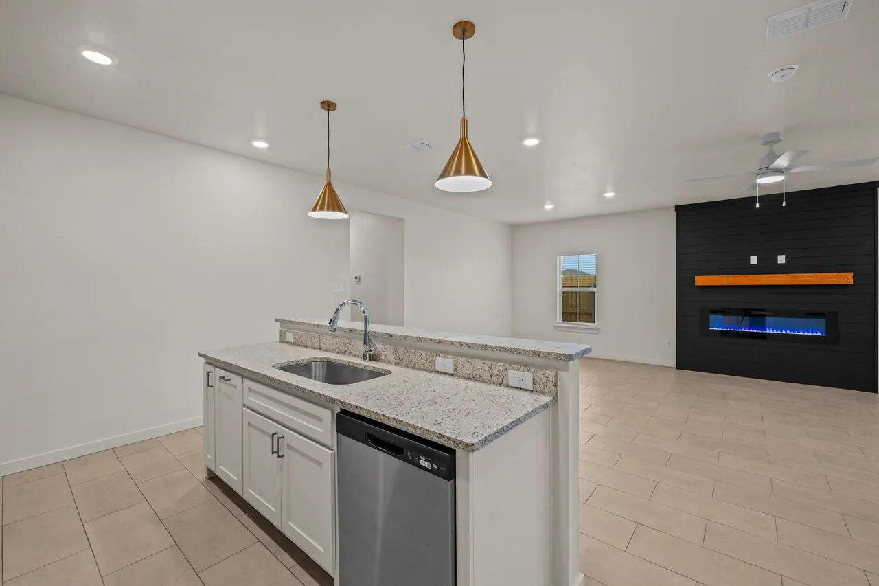 Photo 13 — 1201 N 7th Street, Wolfforth, TX 79382