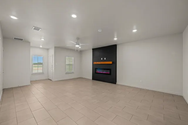 Photo 8 — 1201 N 7th Street, Wolfforth, TX 79382