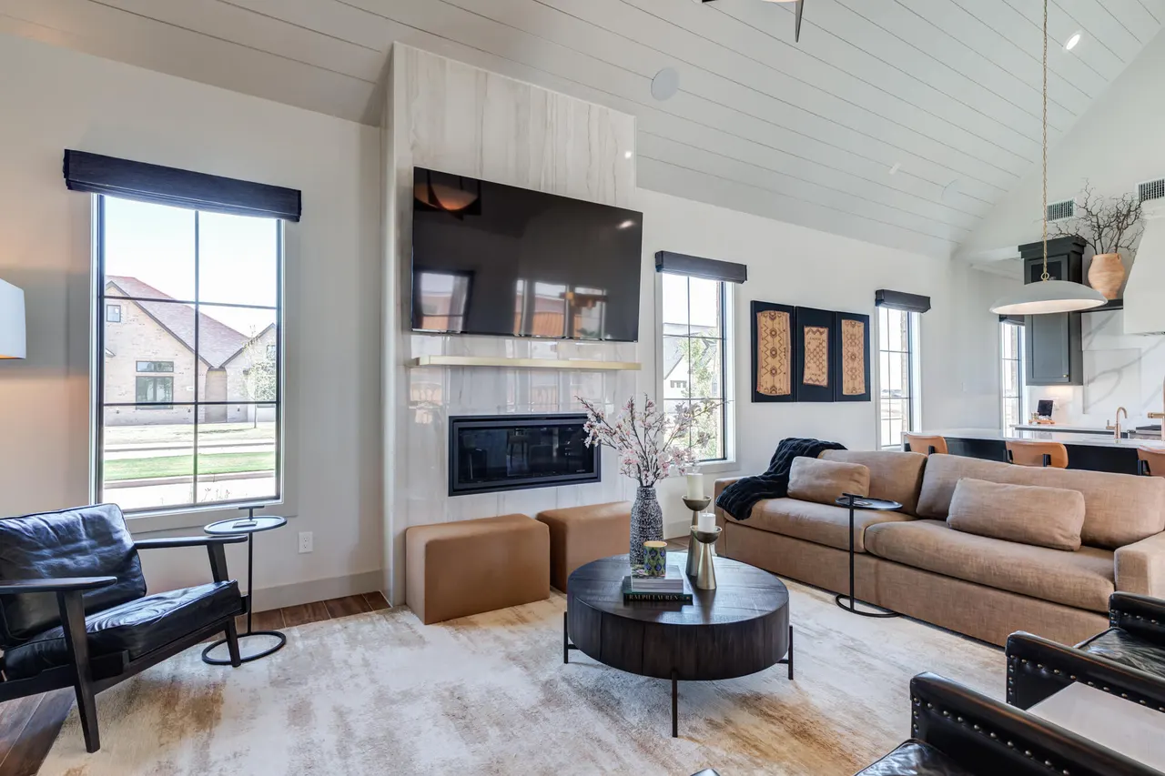 Photo 2 — 14810 Oxford Avenue, Lubbock, TX 79423