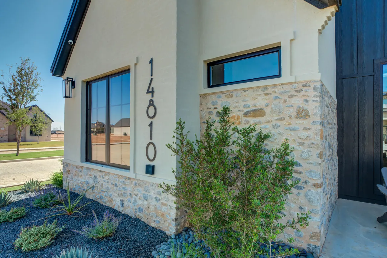 Photo 7 — 14810 Oxford Avenue, Lubbock, TX 79423