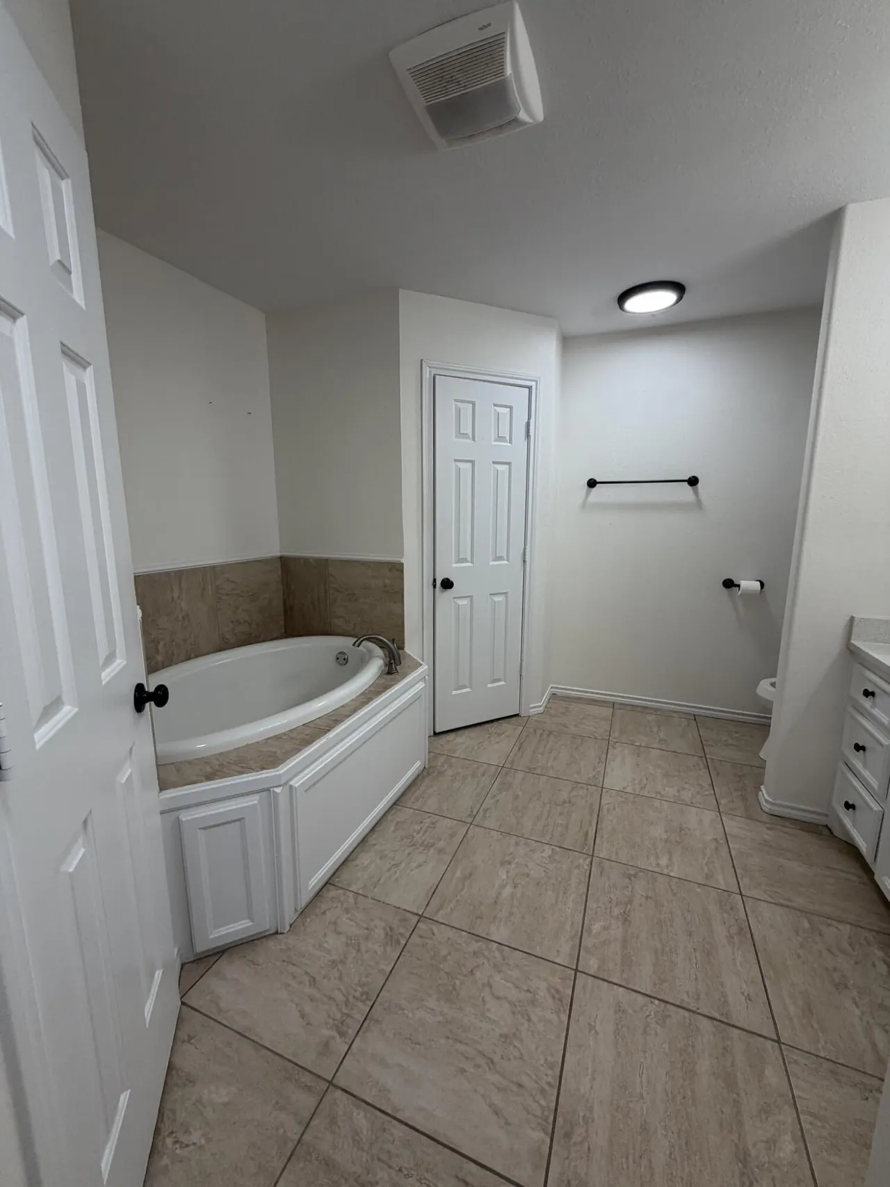 Photo 13 — 2316 101st Street, Lubbock, TX 79423