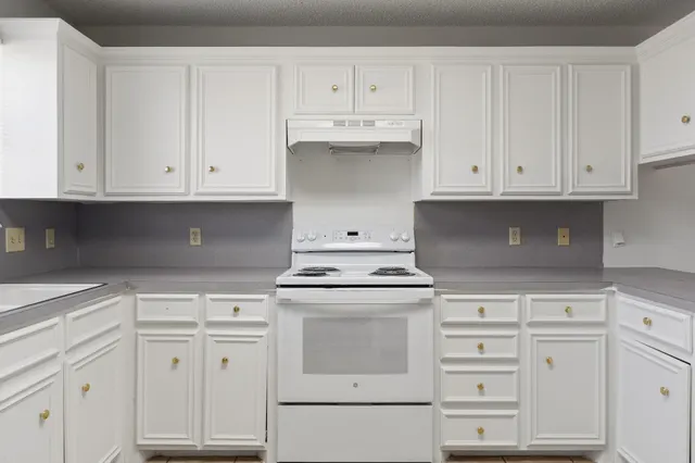 Photo 7 — 9607 Avenue X, Lubbock, TX 79423