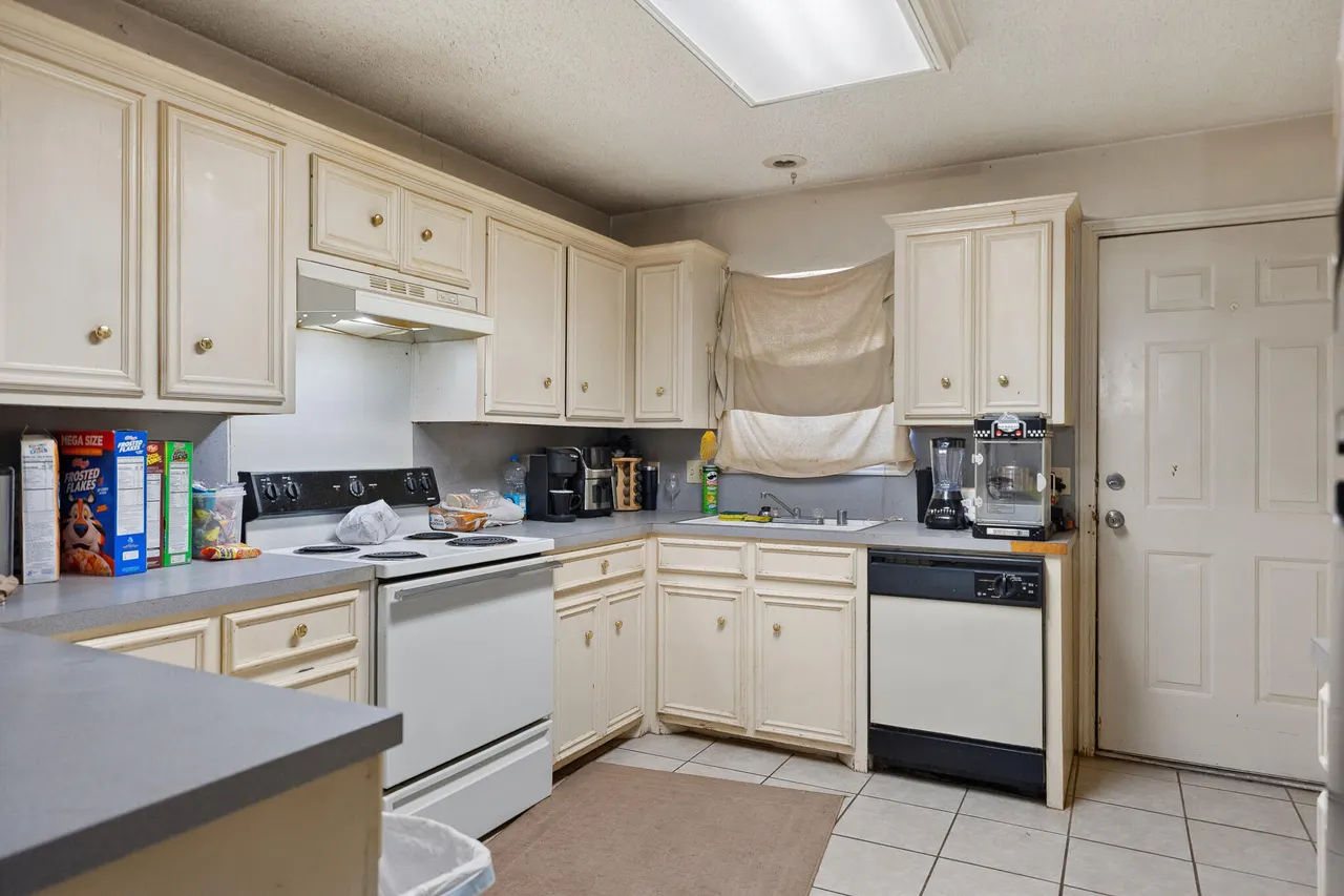 Photo 20 — 9607 Avenue X, Lubbock, TX 79423