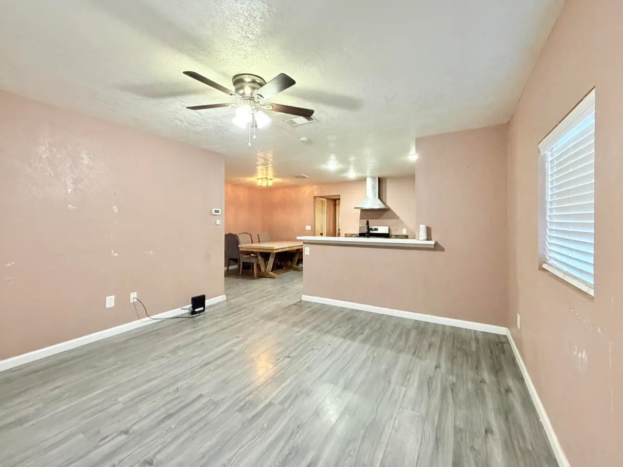Photo 4 — 2408 E 30th Street, Lubbock, TX 79404