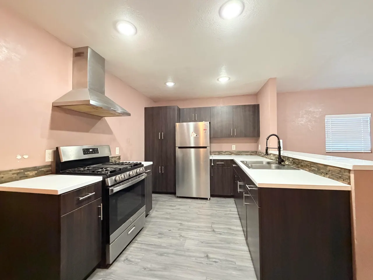 Photo 5 — 2408 E 30th Street, Lubbock, TX 79404