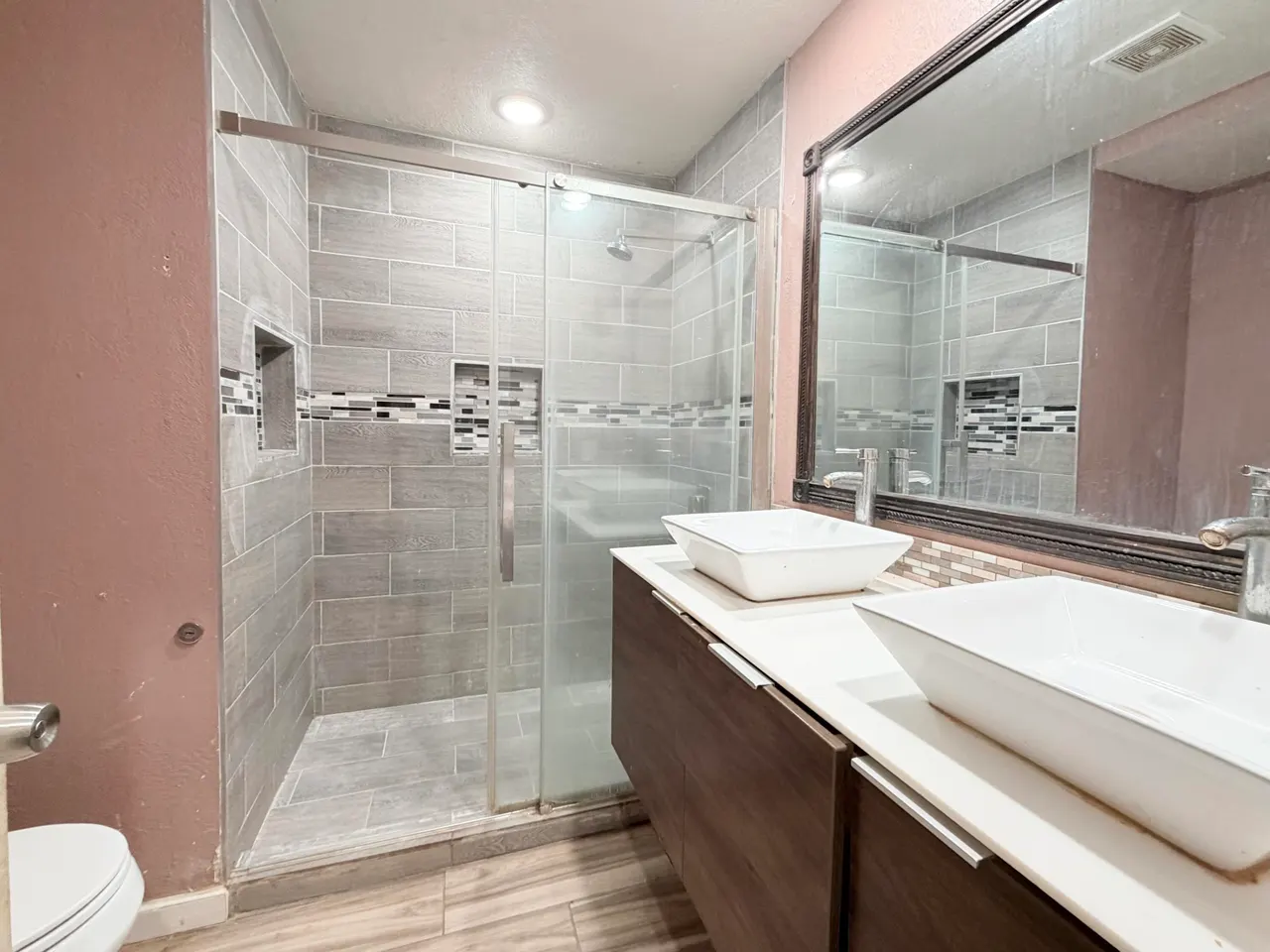 Photo 12 — 2408 E 30th Street, Lubbock, TX 79404
