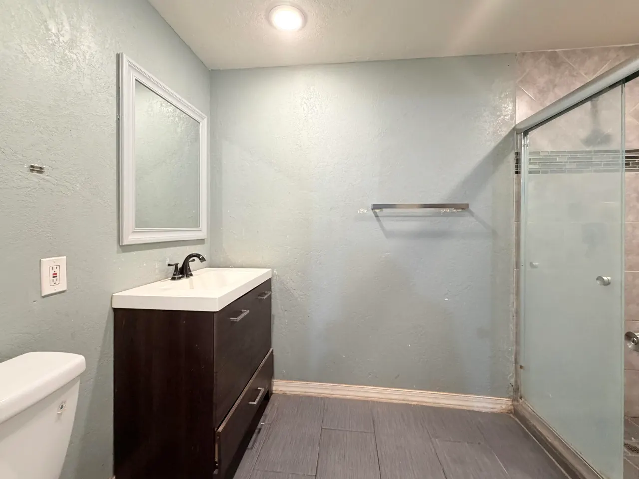Photo 8 — 2408 E 30th Street, Lubbock, TX 79404
