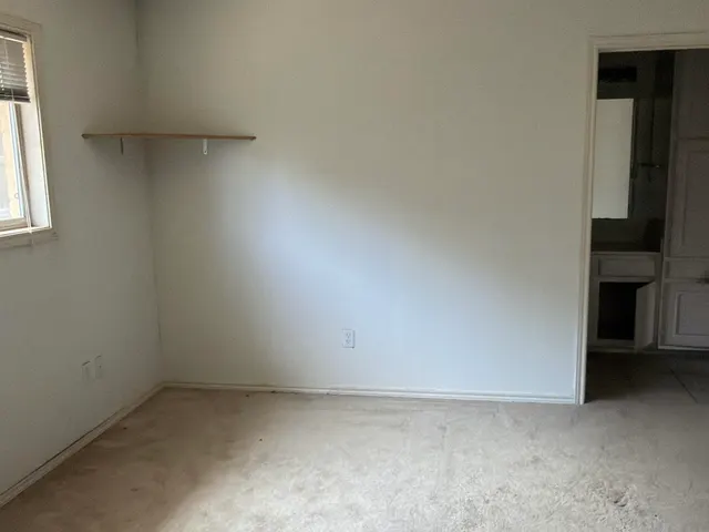 Photo 8 — 2513 3rd Street, Lubbock, TX 79415