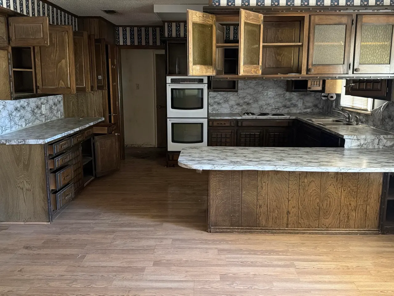 Photo 3 — 2513 3rd Street, Lubbock, TX 79415