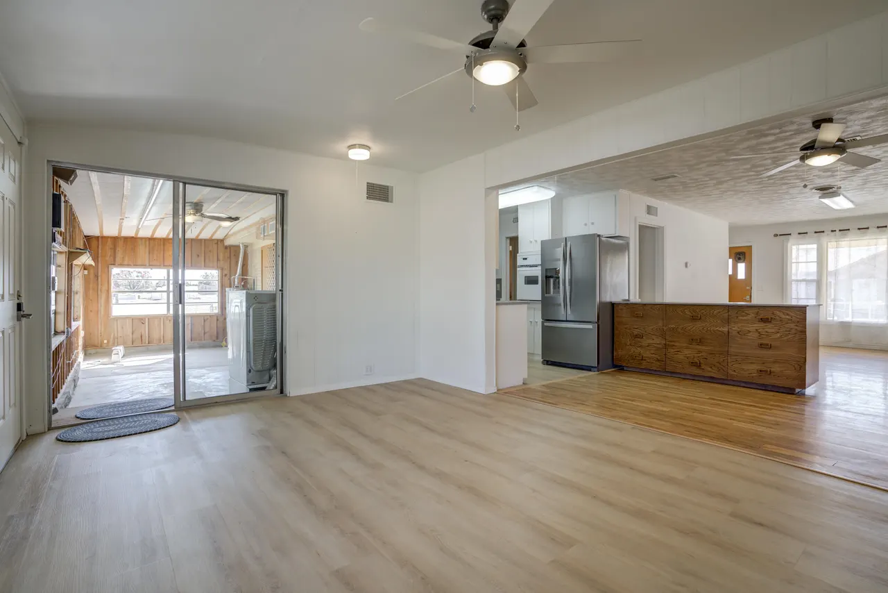 Photo 16 — 905 10th Street, Ralls, TX 79357