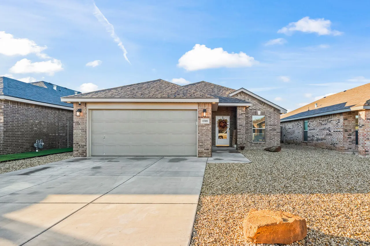 Front exterior — 1709 141st Street, Lubbock, TX 79423