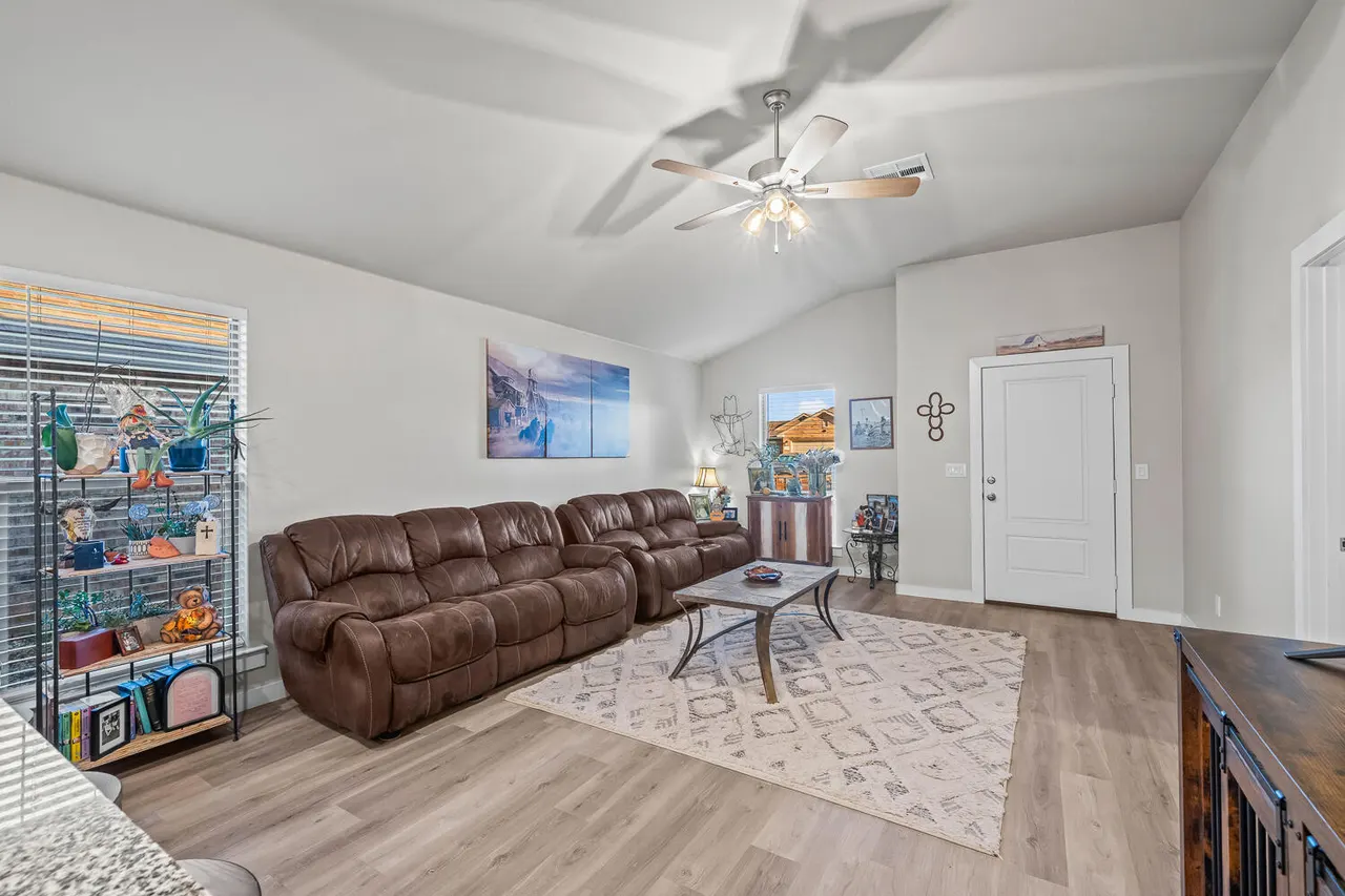 Photo 5 — 1709 141st Street, Lubbock, TX 79423