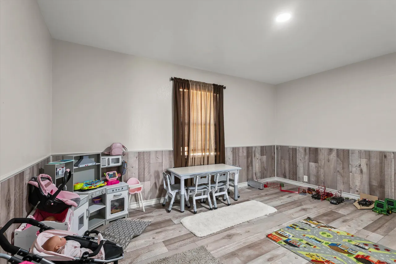 Photo 13 — 2000 FM 597, Morton, TX 79346