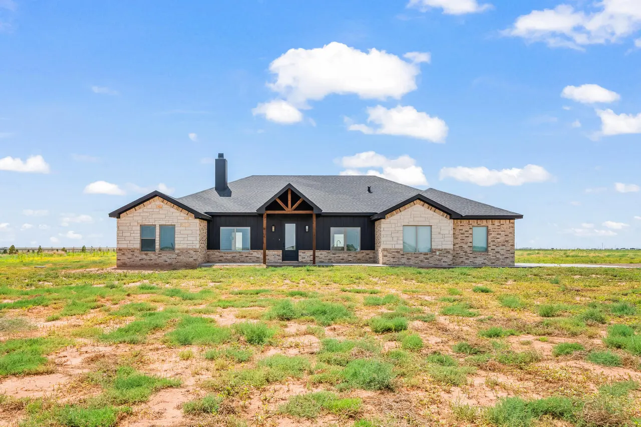 Front exterior — 13905 N F M 2378, Shallowater, TX 79363
