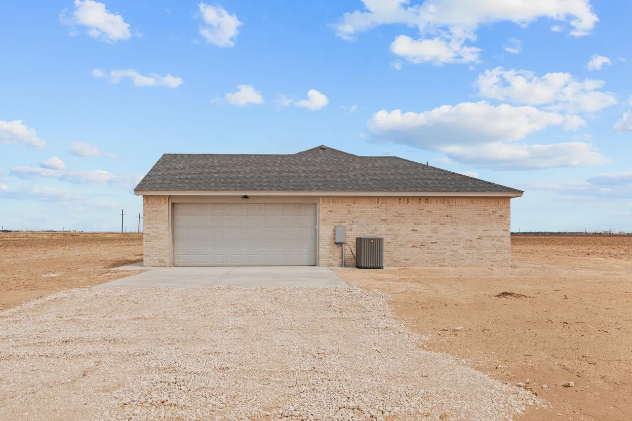Photo 7 — 5421 County Road 6100, Lubbock, TX 79415