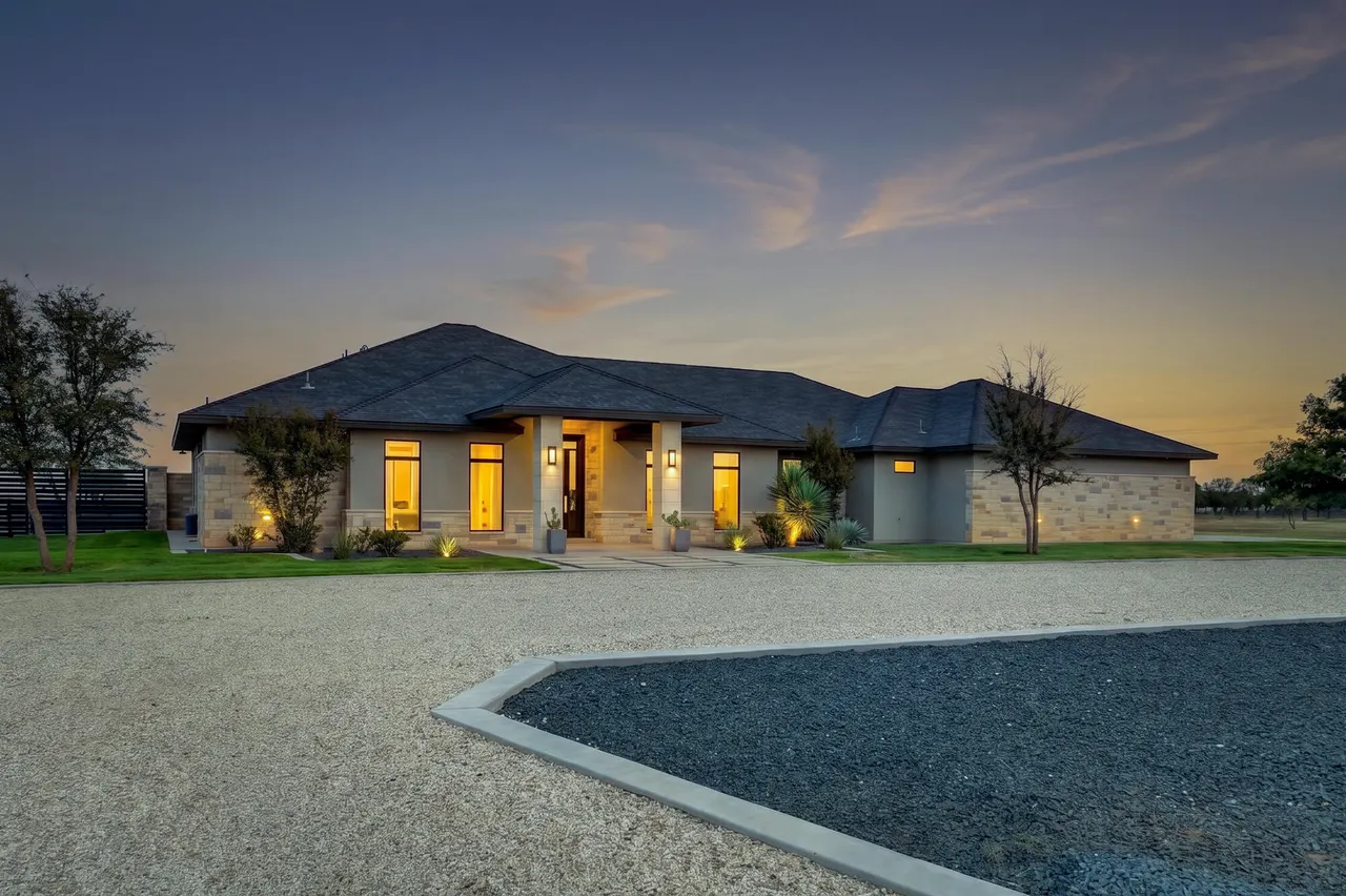 Photo 13 — 12117 E F M 40, Slaton, TX 79364