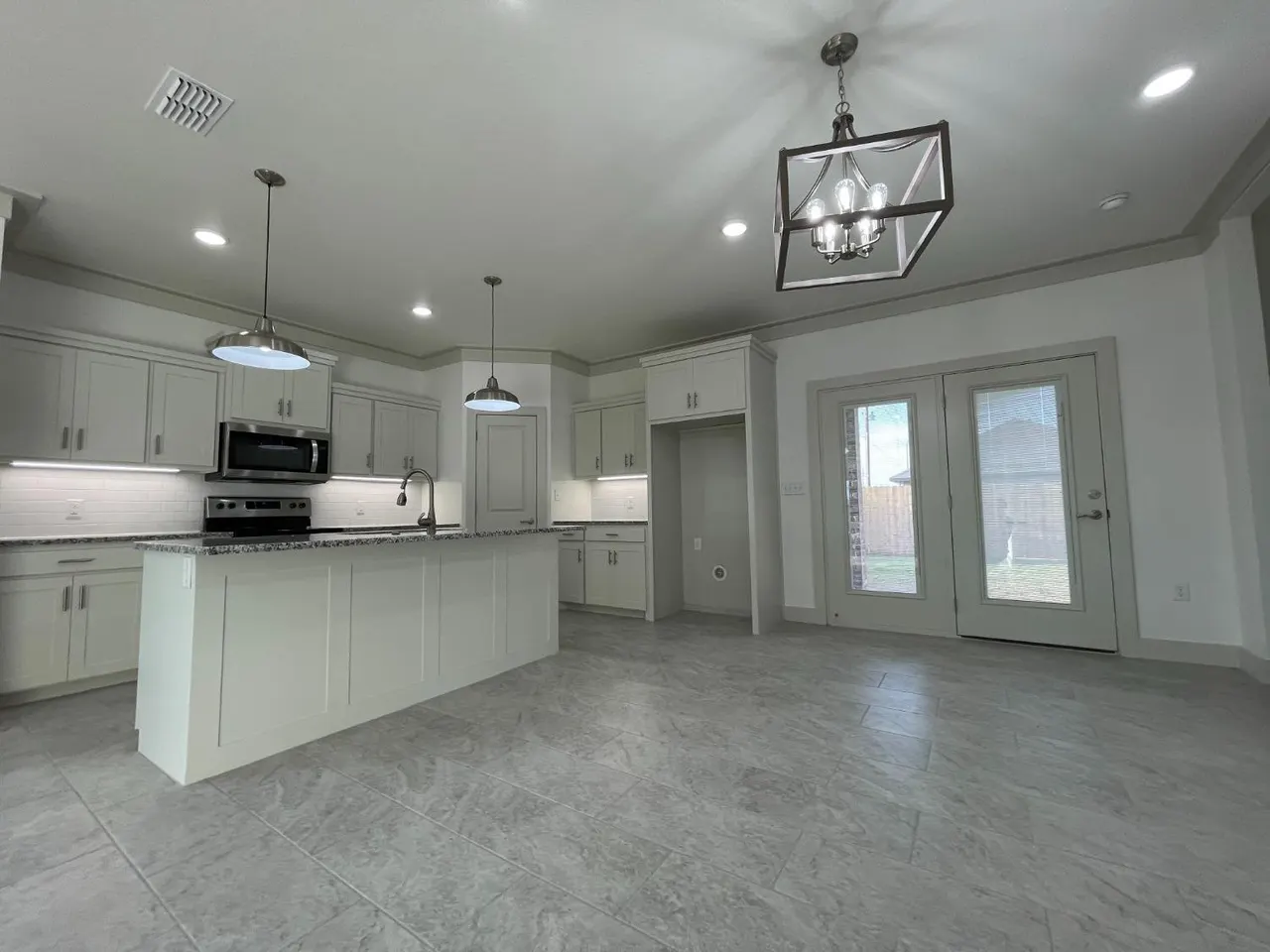 Photo 6 — 7822 89th Street, Lubbock, TX 79424