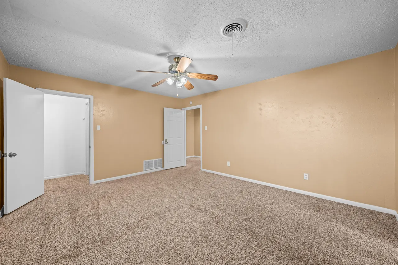 Photo 16 — 3715 36th Street, Lubbock, TX 79413