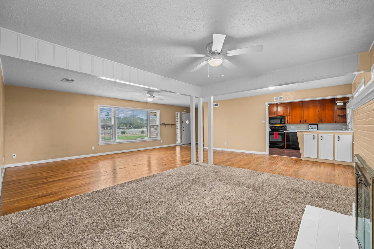 Photo 8 — 3715 36th Street, Lubbock, TX 79413