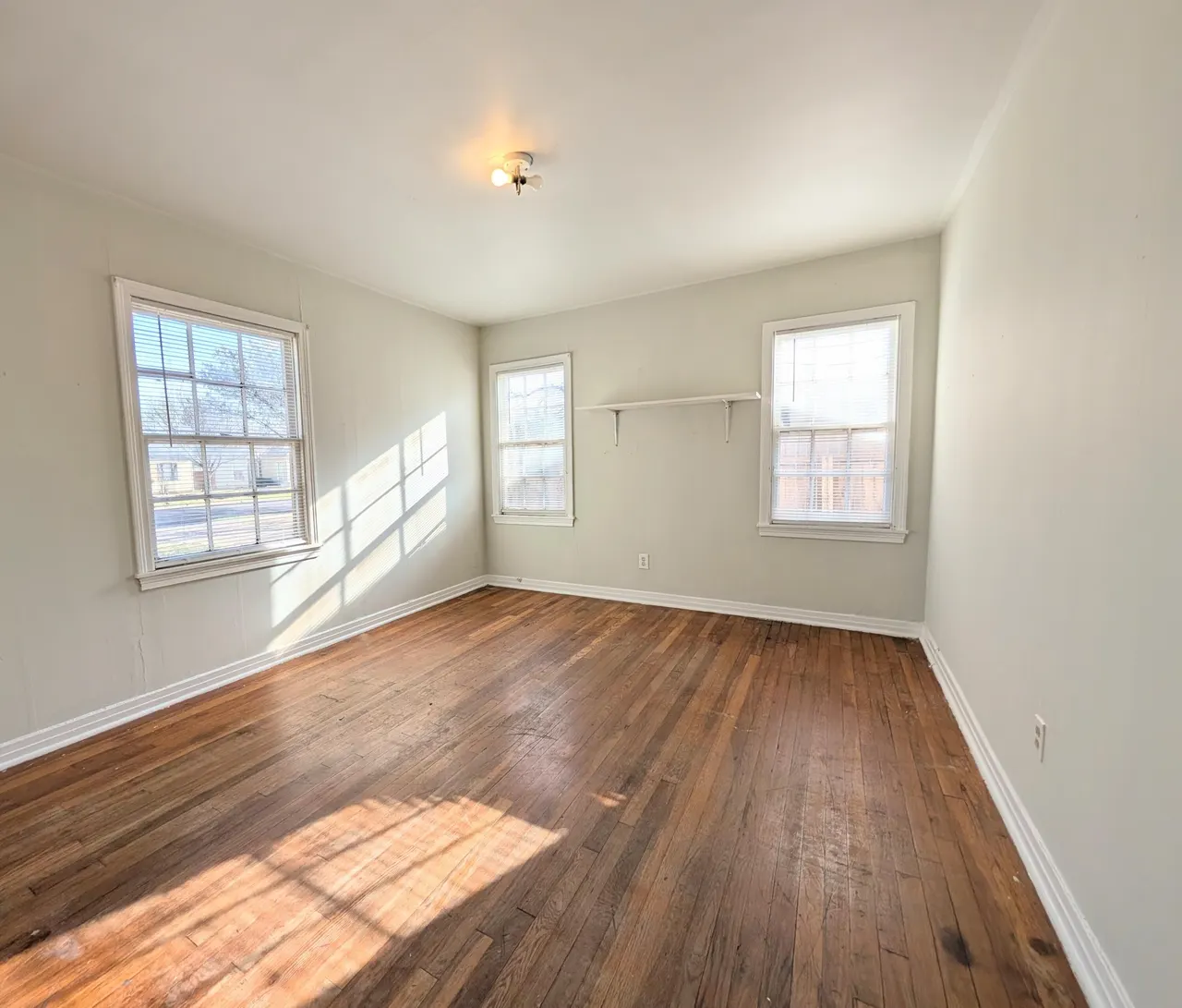 Photo 2 — 2823 33rd Street, Lubbock, TX 79410