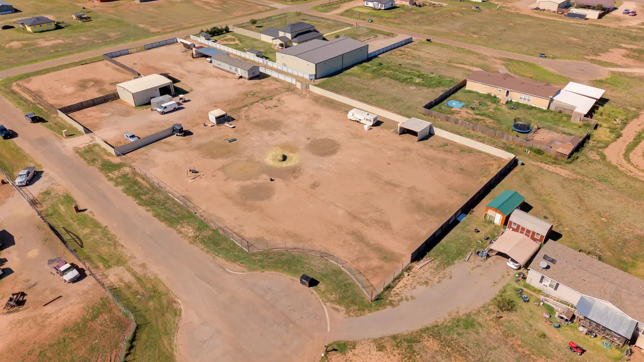 Front exterior — 2406 County Road 7835, Lubbock, TX 79423