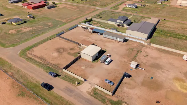 Photo 2 — 2406 County Road 7835, Lubbock, TX 79423