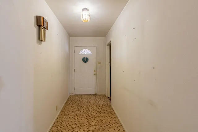 Photo 4 — 2120 65th Place, Lubbock, TX 79412