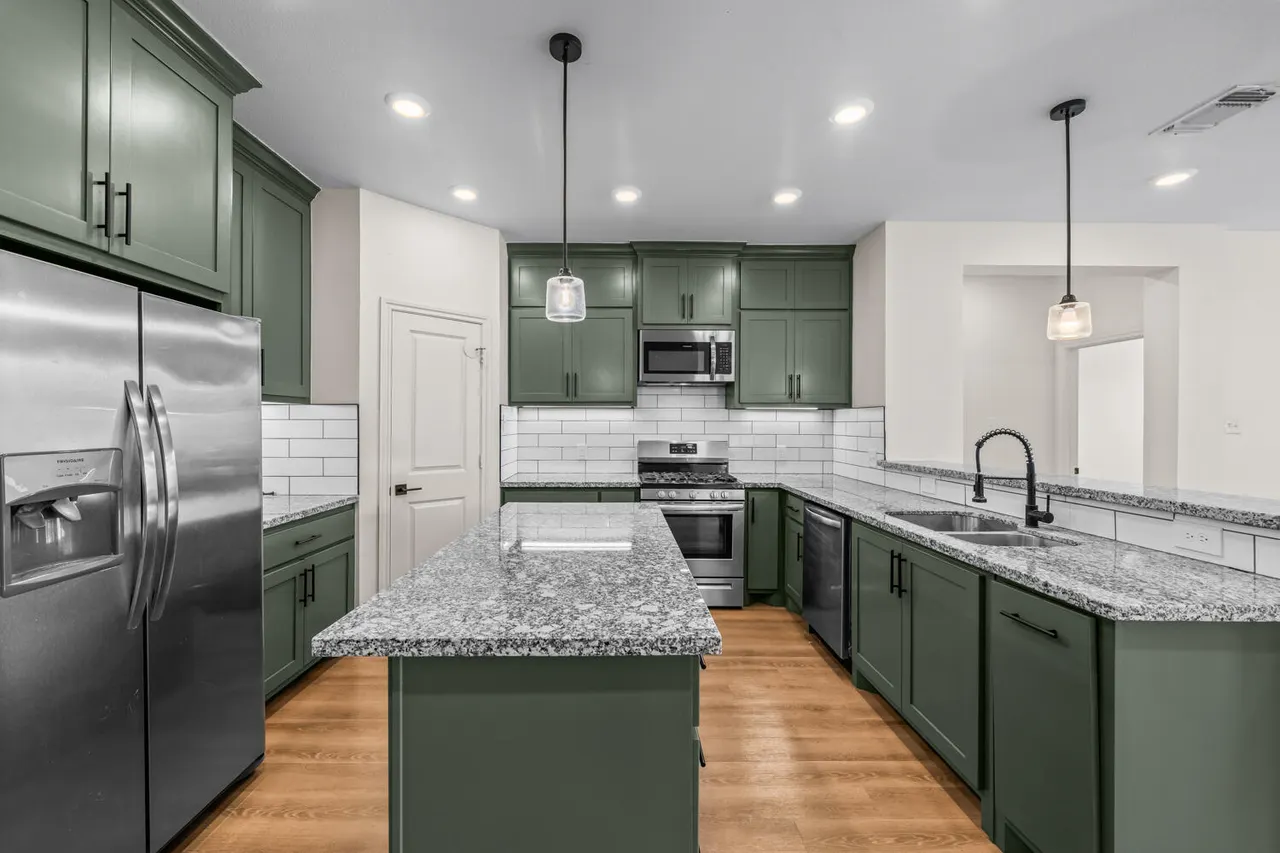 Photo 9 — 1012 N Grover Avenue, Lubbock, TX 79416