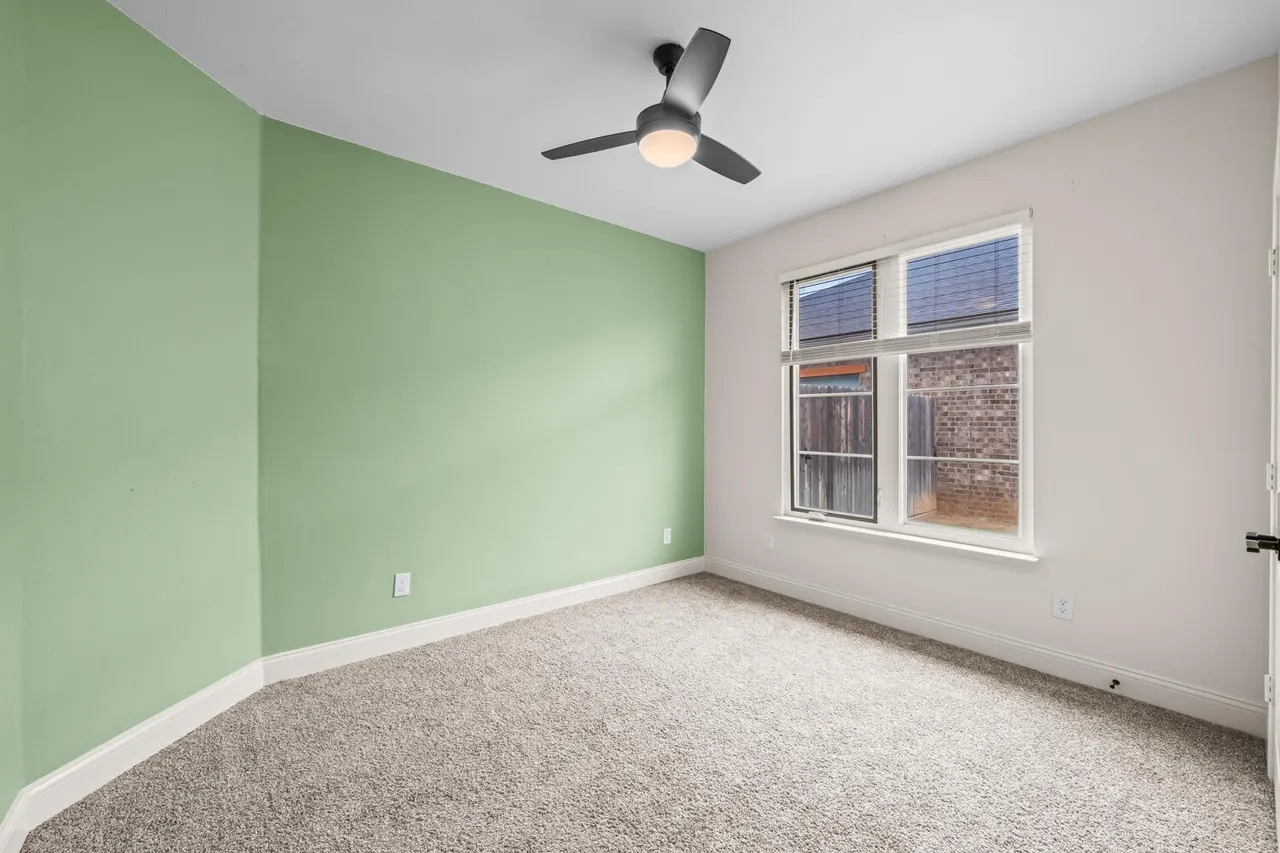Photo 13 — 1012 N Grover Avenue, Lubbock, TX 79416