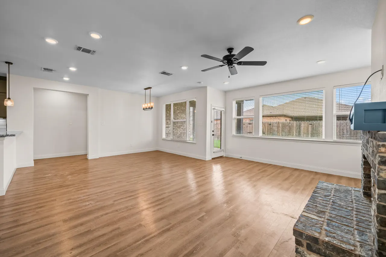 Photo 39 — 1012 N Grover Avenue, Lubbock, TX 79416