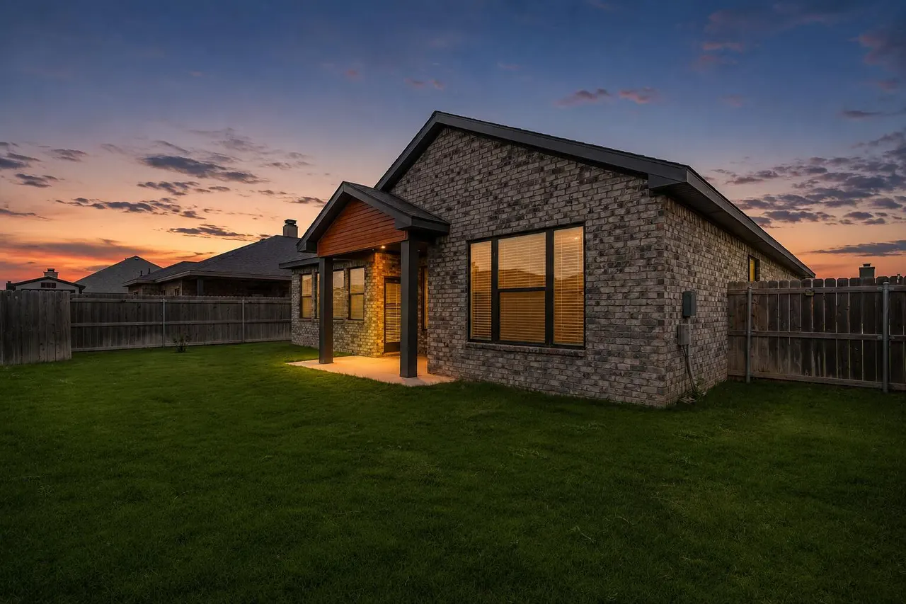 Photo 45 — 1012 N Grover Avenue, Lubbock, TX 79416