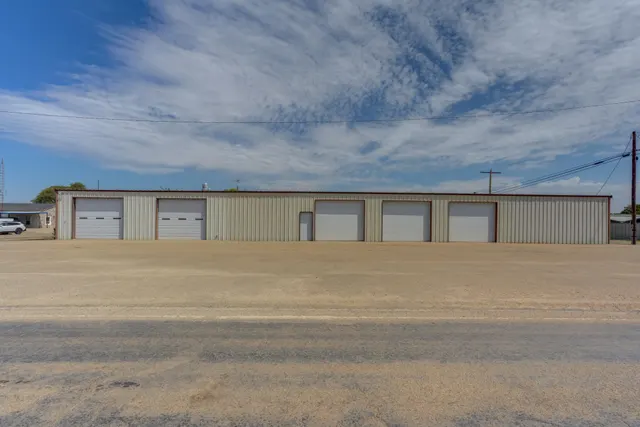 Photo 5 — 104 W 1st Street, Anton, TX 79313