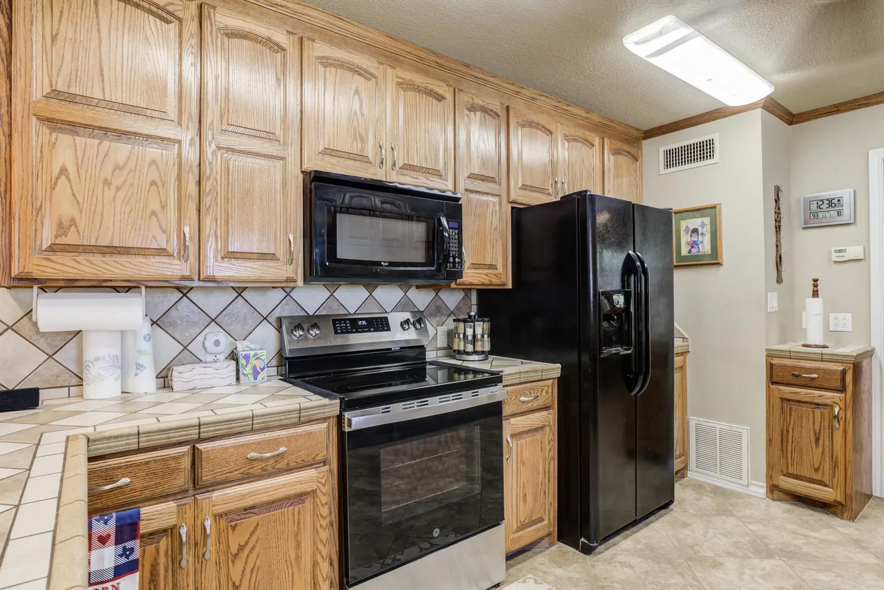 Photo 23 — 104 W 1st Street, Anton, TX 79313