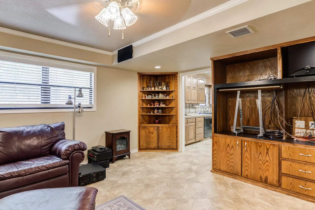 Photo 28 — 104 W 1st Street, Anton, TX 79313