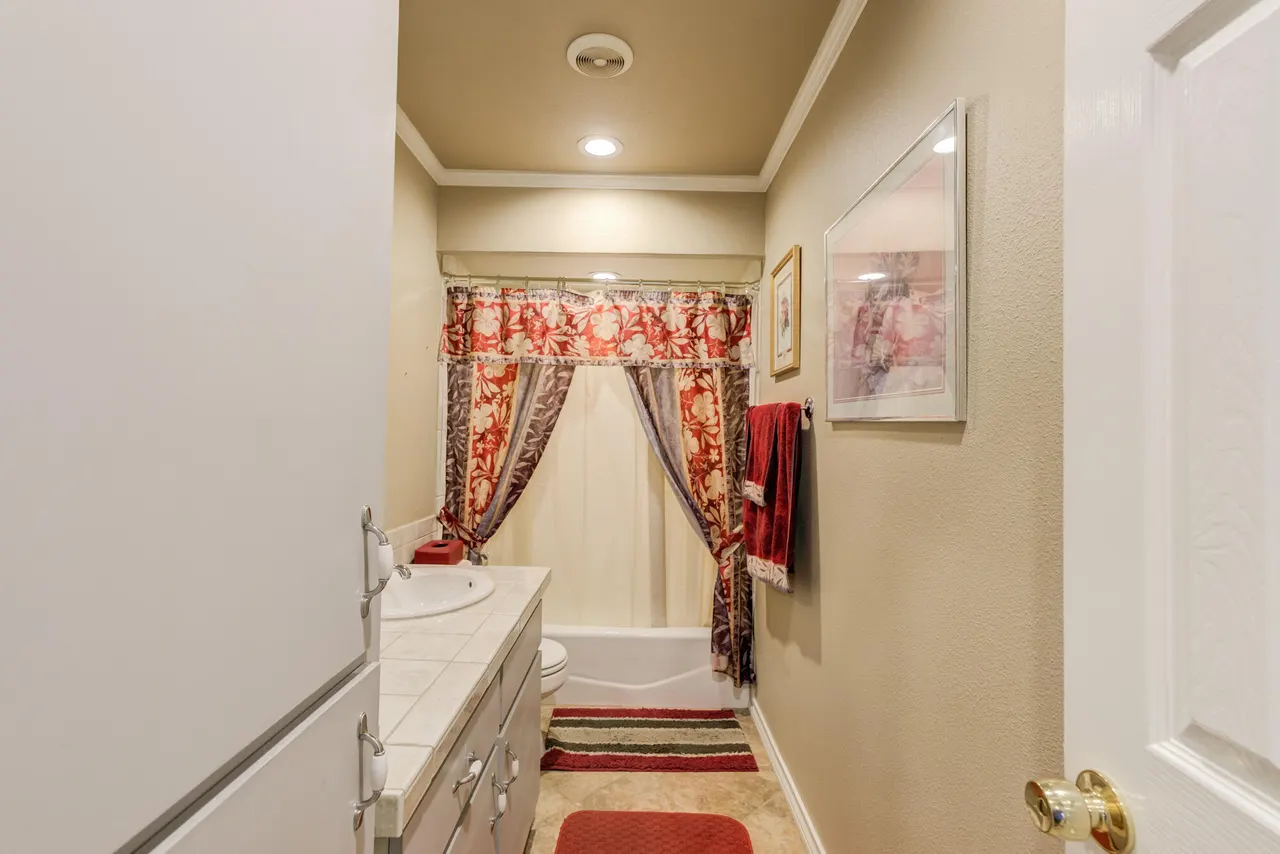 Photo 34 — 104 W 1st Street, Anton, TX 79313