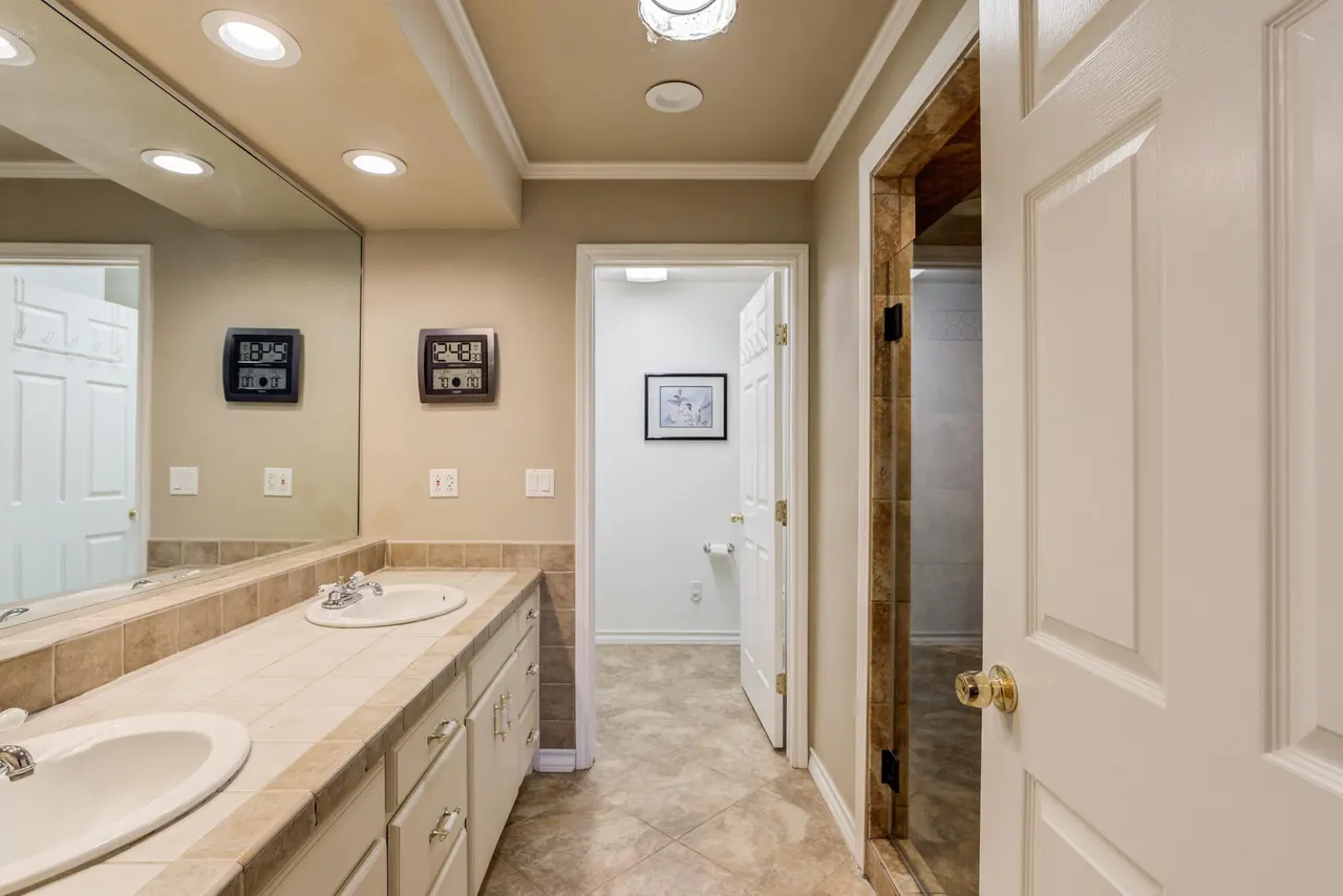 Photo 37 — 104 W 1st Street, Anton, TX 79313