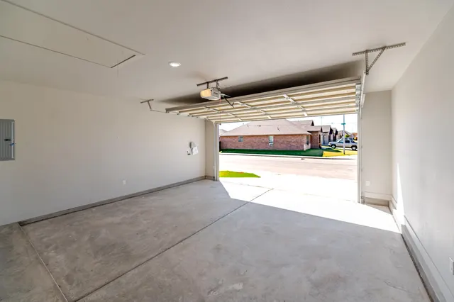 Photo 6 — 7518 58th Street, Lubbock, TX 79407