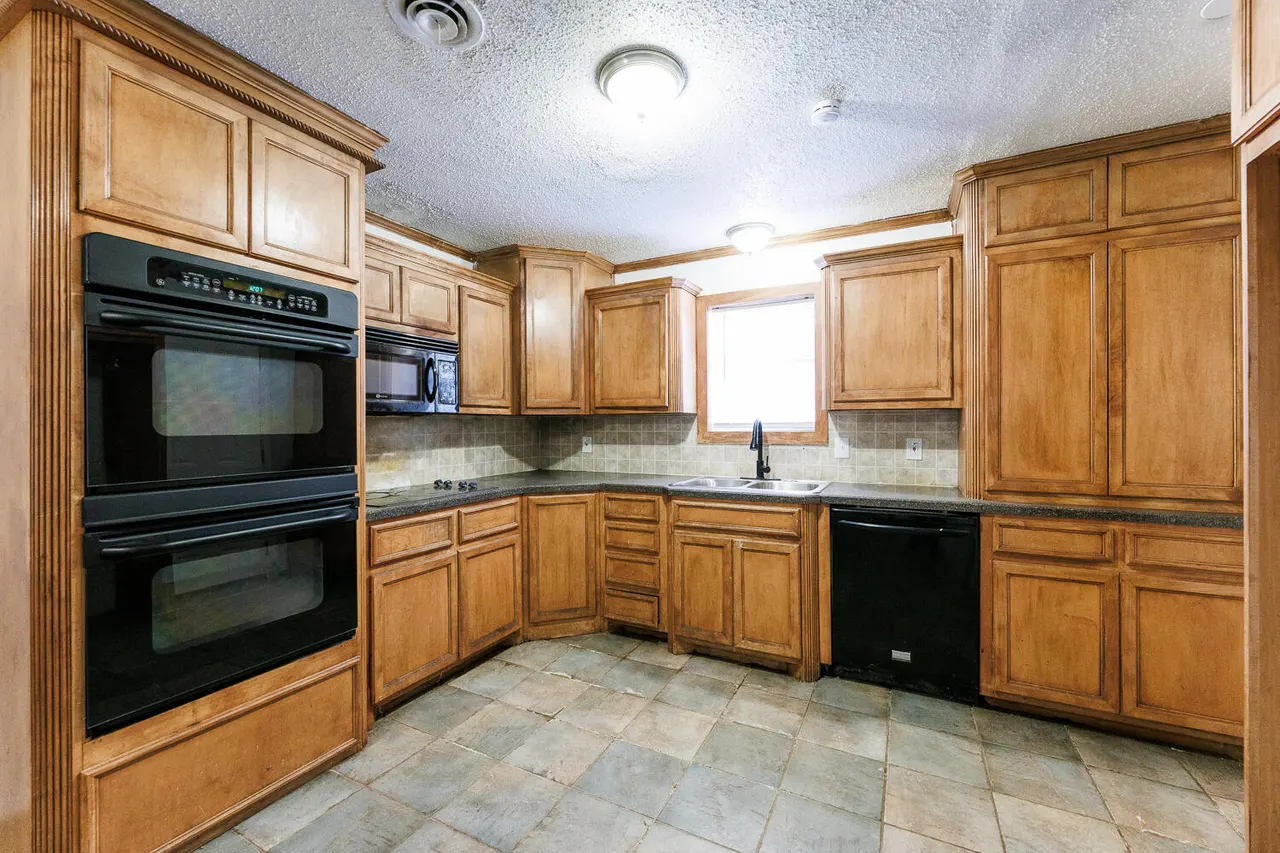 Photo 25 — 5517 16th Place, Lubbock, TX 79416