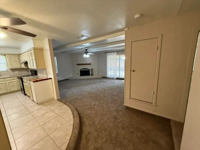 Photo 5 — 8203 Geneva Avenue, Lubbock, TX 79423