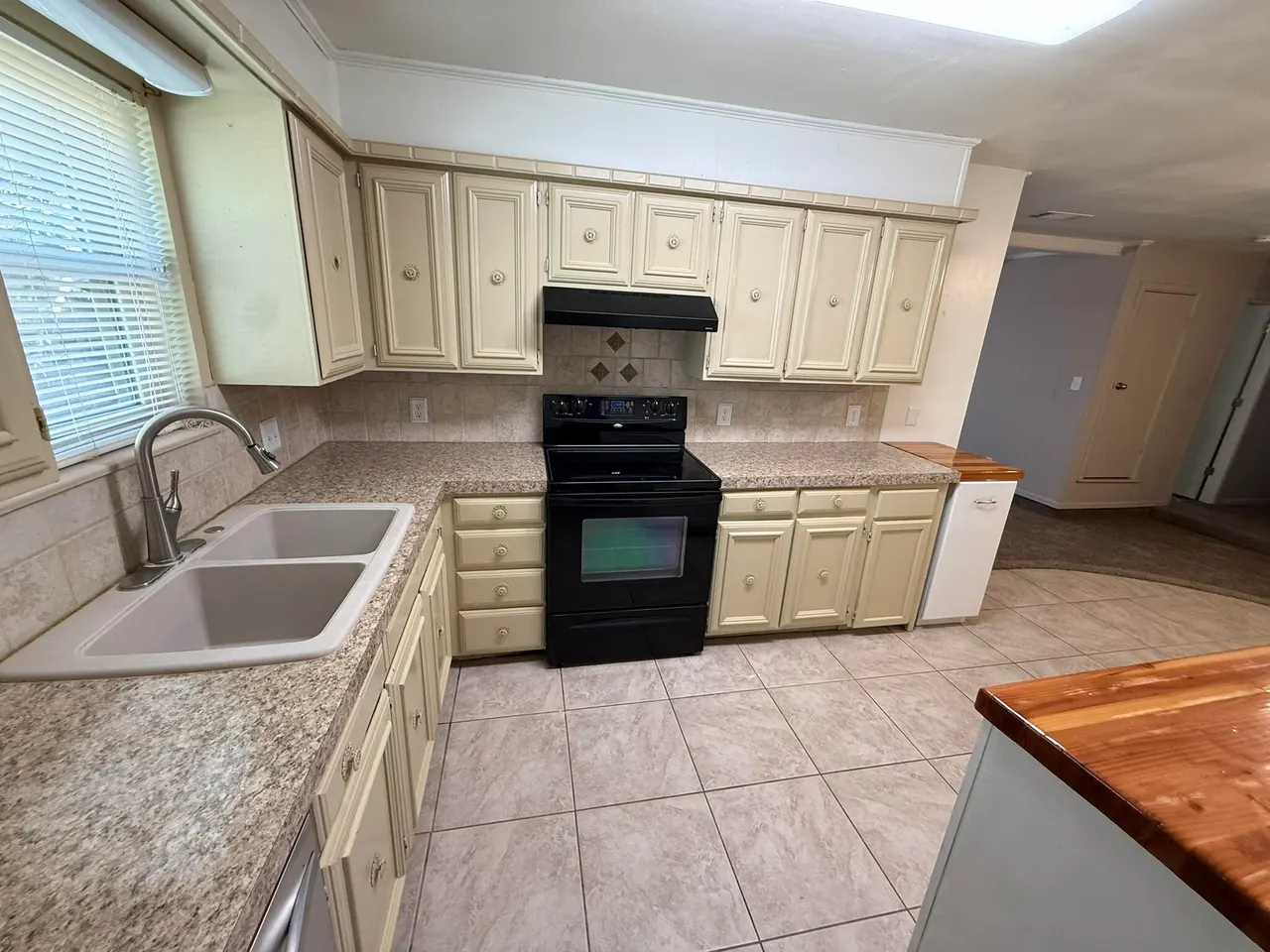 Photo 6 — 8203 Geneva Avenue, Lubbock, TX 79423