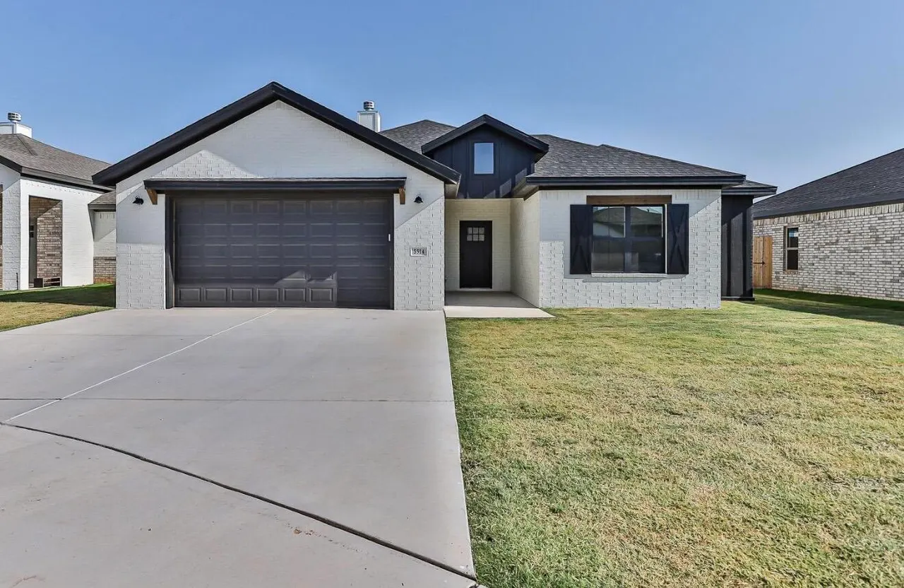 Front exterior — 5914 Fordham Street, Lubbock, TX 79416