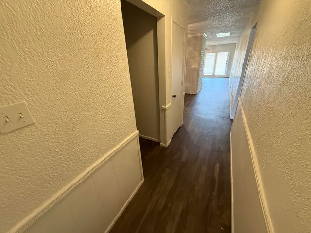 Photo 4 — 1303 80th Street B, Lubbock, TX 79423